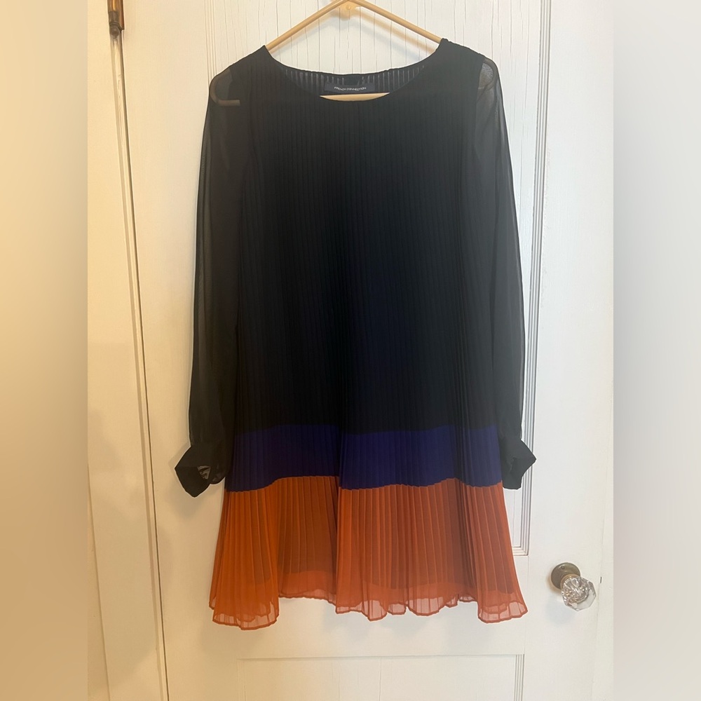 French Connection Pleated Shift Dress with Long Sleeves in Navy & Rose US 4